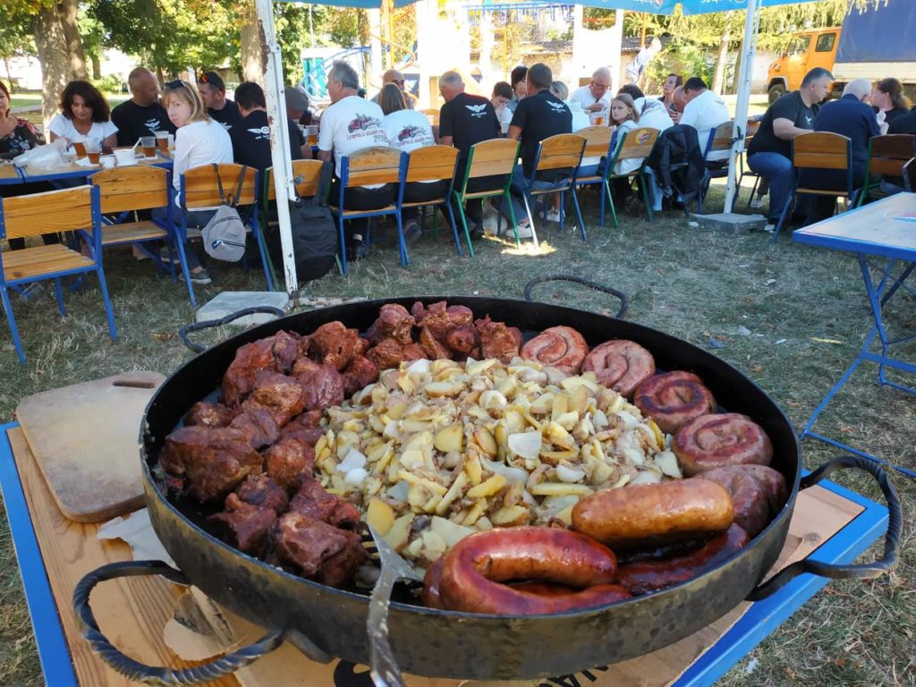 Члени клубу ЗАЗ Козак в Кам'янці-Бузькій
