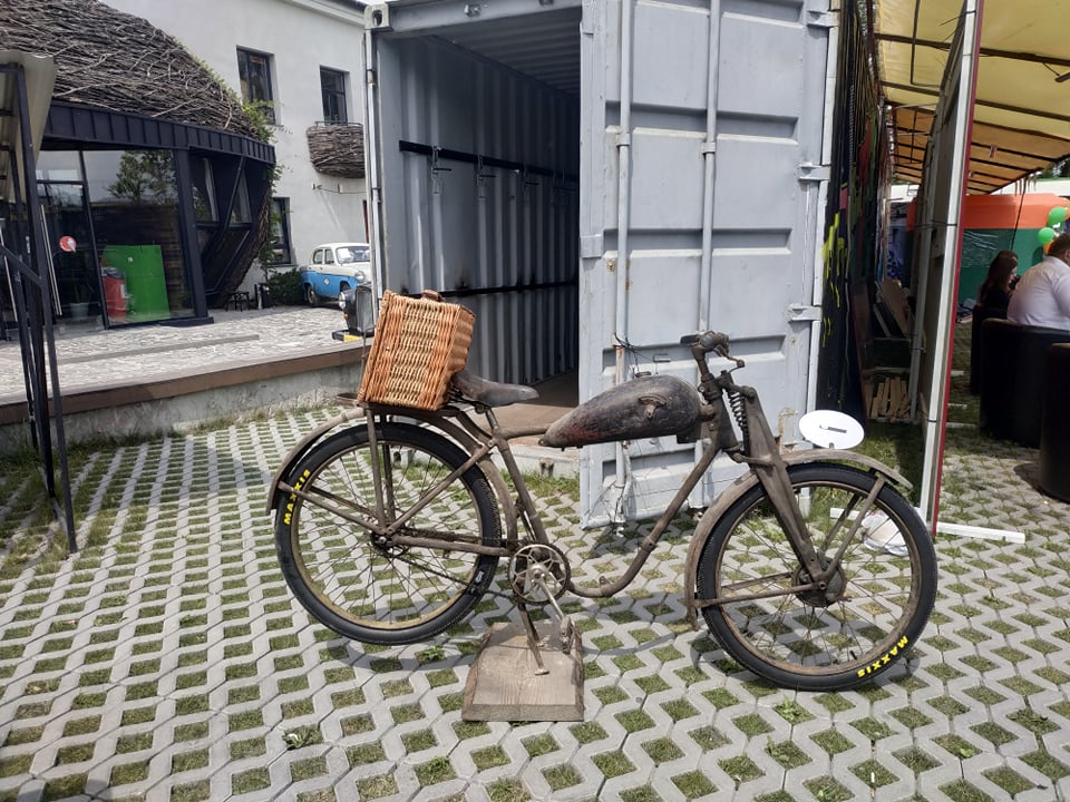 Представники клубу ЗАЗ Козак на «NewCarsFest 2019»