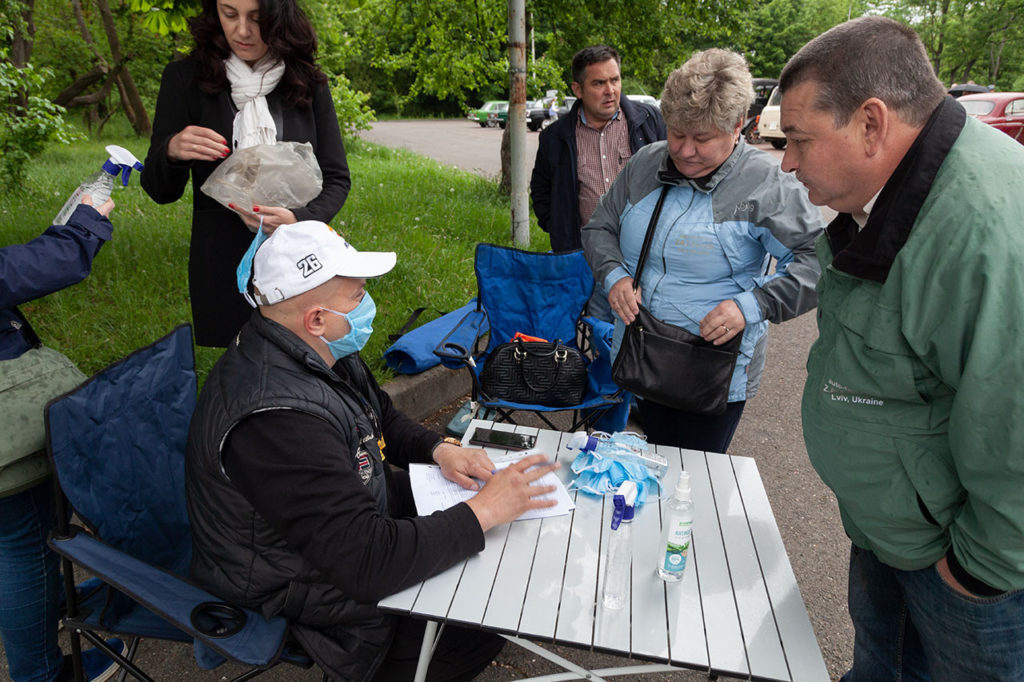 Реєстрація учасників відкриття автомобільного сезону 2020 року клубу ЗАЗ Козак