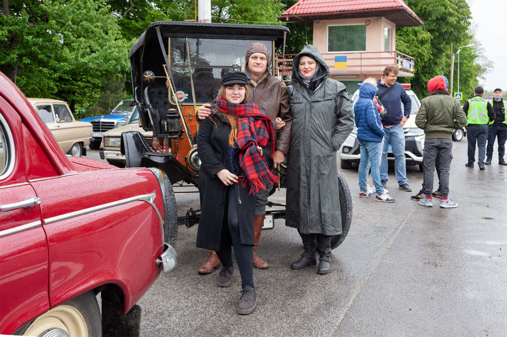 Учасники відкриття автомобільного сезону 2020 року клубу ЗАЗ Козак