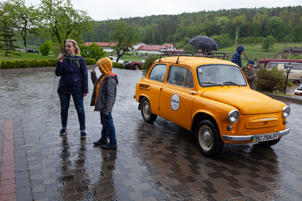 Конкурс "Автомобільних Елеганцій"